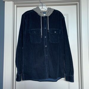 Navy blue corduroy Aeropostale shirt/jacket men’s size S.